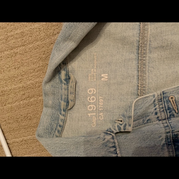 Jean Jacket - Picture 5 of 6